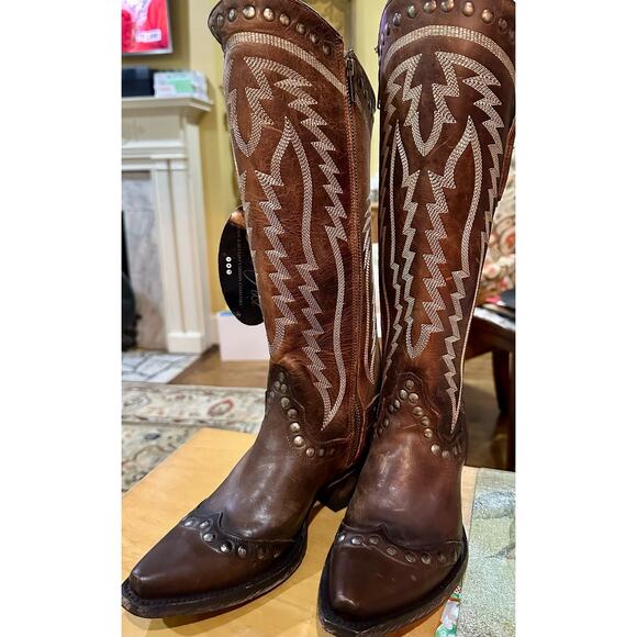 NWT 💠 Dan Post “Sadie” Snip Toe Western Boot 4201
Inside Zipper & V-Back Sz 7.5 - Picture 9 of 16